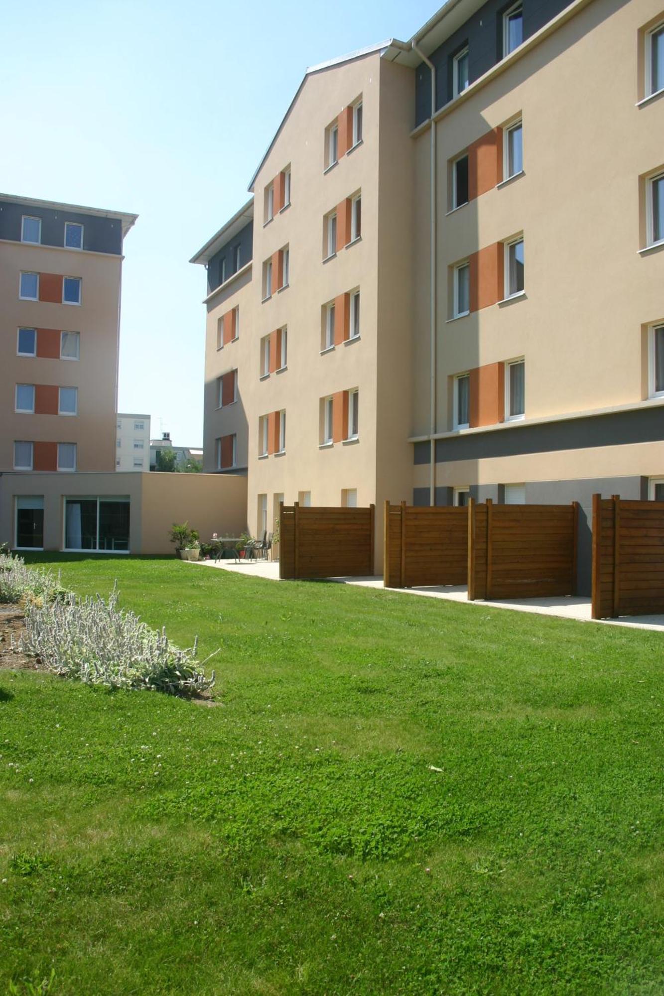 Sejours & Affaires Caen Le Clos Beaumois Buitenkant foto