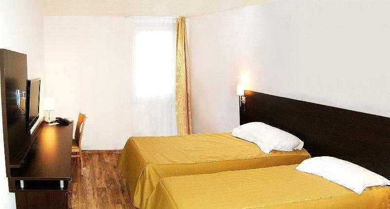 Sejours & Affaires Caen Le Clos Beaumois Buitenkant foto