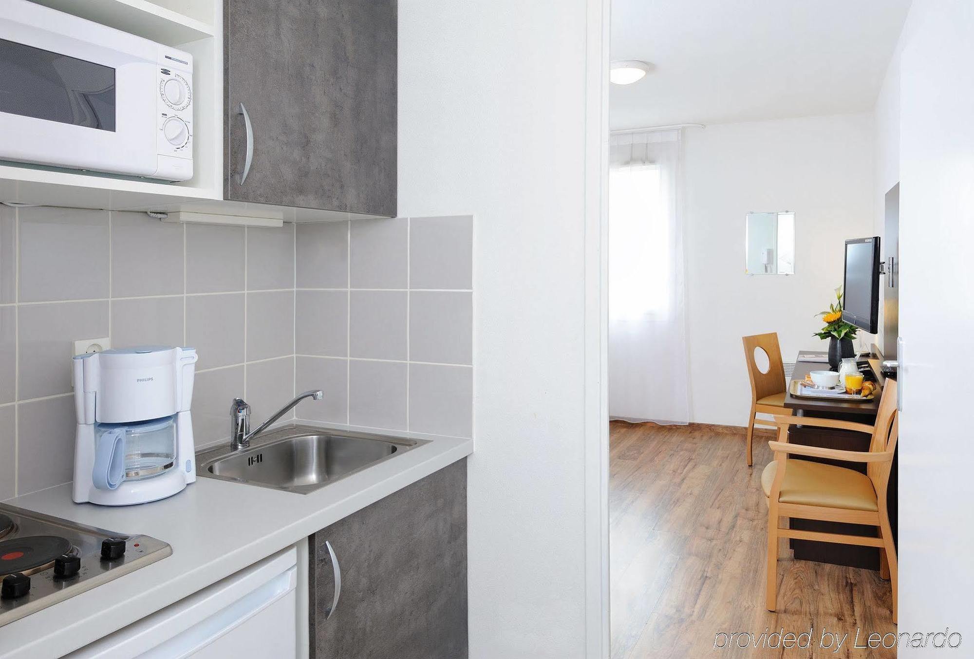 Sejours & Affaires Caen Le Clos Beaumois Kamer foto