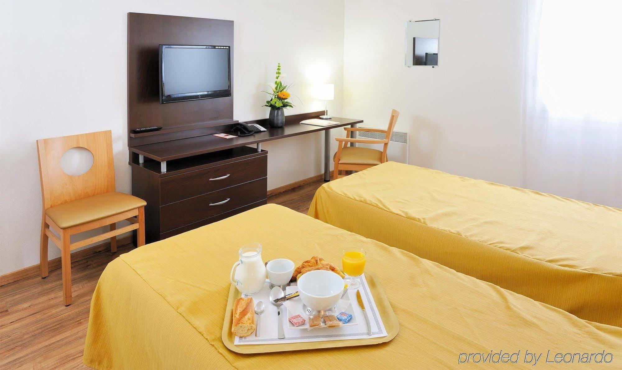 Sejours & Affaires Caen Le Clos Beaumois Kamer foto